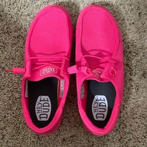 Brand new pink hey dudes size 7